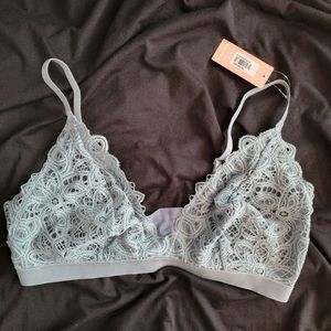 NWT Boho Lace Triangle Bralette, Grey Mist, XL